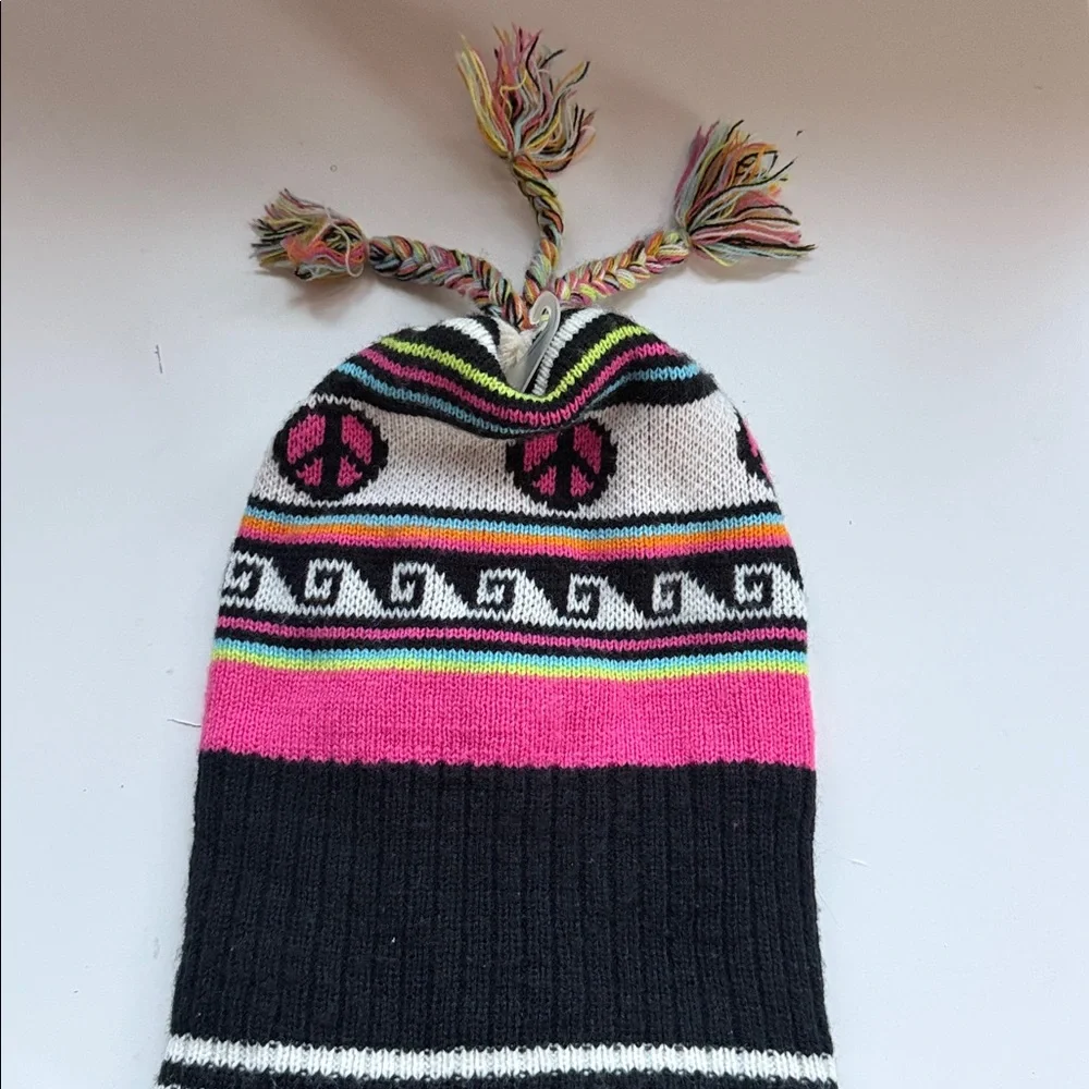 💕 5/$25💕 The Children's Place Multicolor Peace Knit Beanie